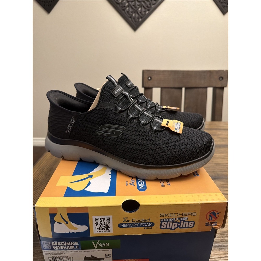 Skechers Summit slip-ins mens size 12 Wide